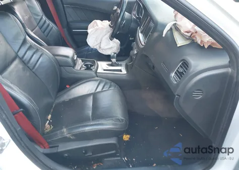 2016 Dodge Charger Srt 392 z USA, uszkodzony, nr VIN 2C3CDXEJ2GH281112